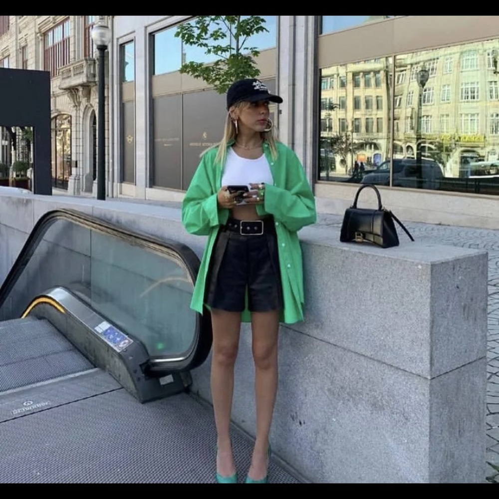 H&M oversized Green Shirt New with Tags and Not even taken out of the wrap